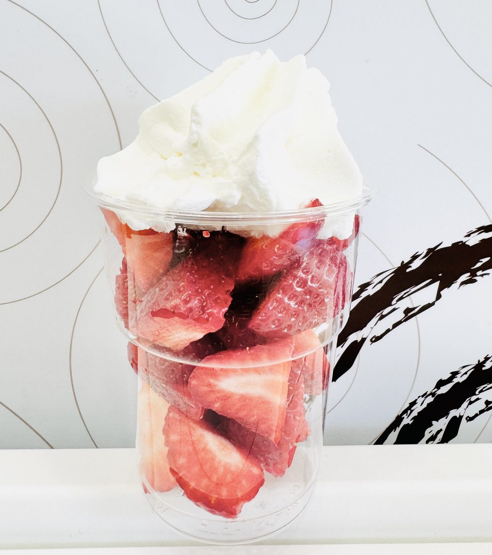 Gelato Fragole e panna — Fiordipanna
